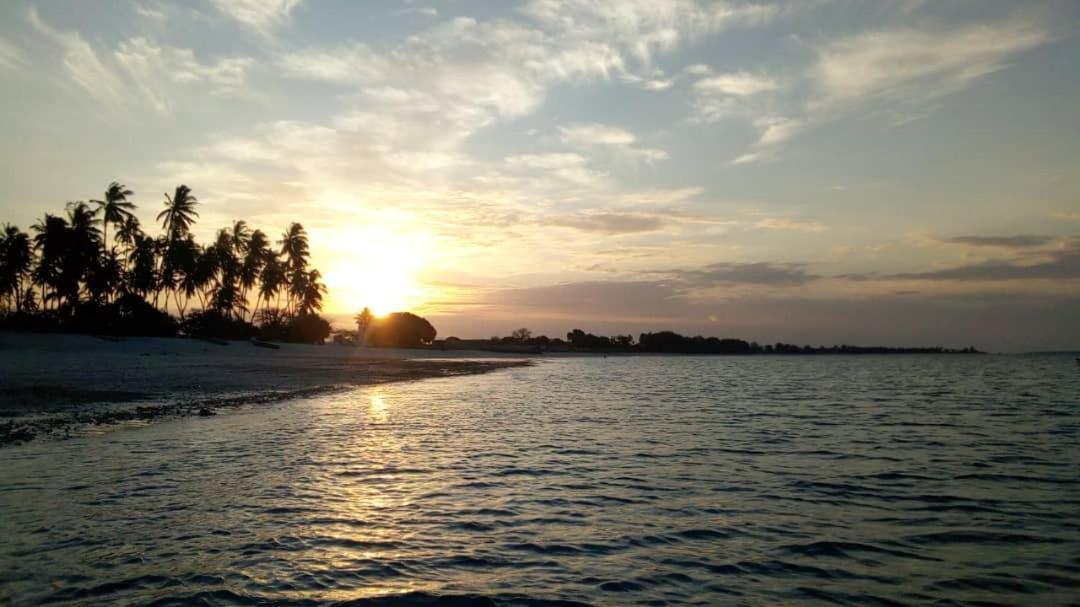 Bed and Breakfast L&J Modern Backpackers Kigamboni Beach House Dar es Salaam Zewnętrze zdjęcie