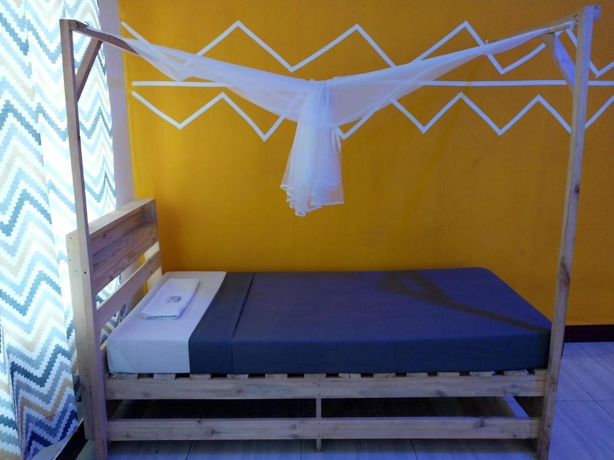 Bed and Breakfast L&J Modern Backpackers Kigamboni Beach House Dar es Salaam Zewnętrze zdjęcie
