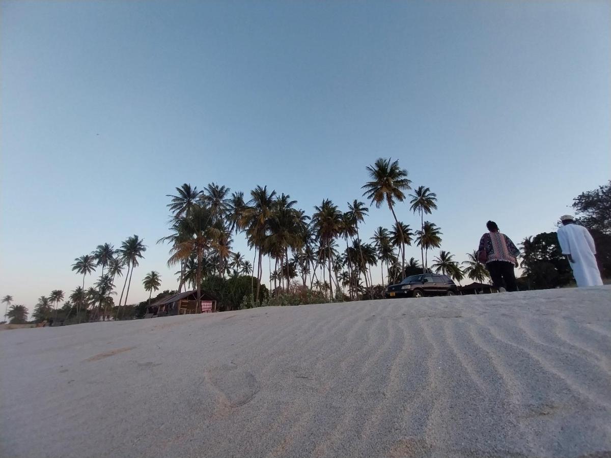 Bed and Breakfast L&J Modern Backpackers Kigamboni Beach House Dar es Salaam Zewnętrze zdjęcie