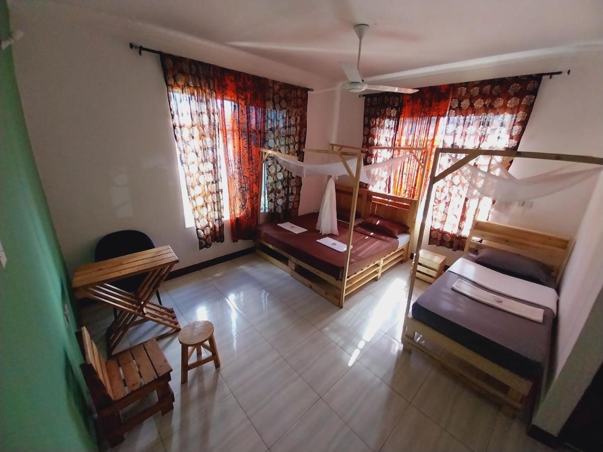 Bed and Breakfast L&J Modern Backpackers Kigamboni Beach House Dar es Salaam Zewnętrze zdjęcie
